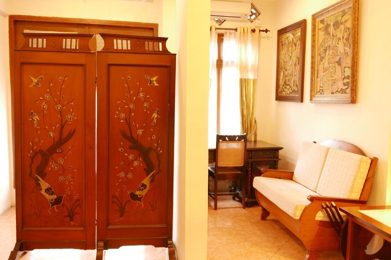 Ciwulan 36 Guest House Bandung Exterior foto